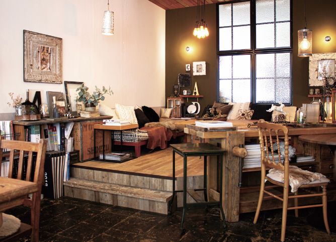 dragon studio 〈1F〉